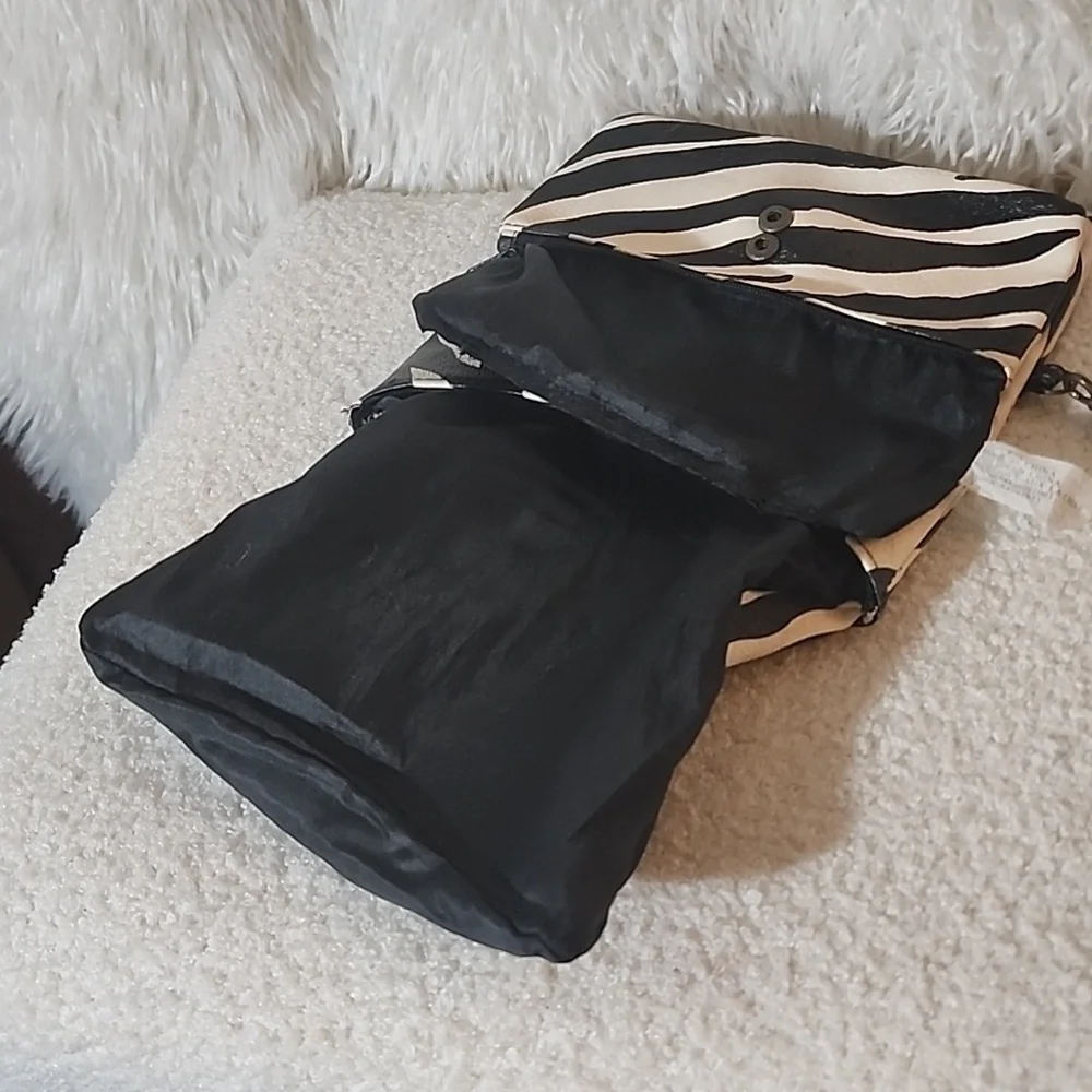 Zebra Striped Faux leather 3 compartment Wallet wristlet